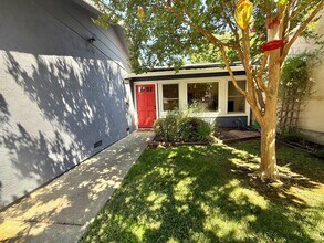 259 Baja Ave in Davis, CA - Building Photo - Building Photo