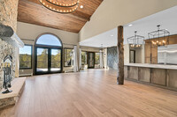 27573 Mountain Brook Dr in Conifer, CO - Foto de edificio - Building Photo