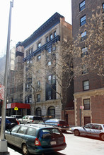 254 W 82nd St in New York, NY - Building Photo - Building Photo