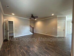 3100 SW Warberry Ave in Bentonville, AR - Building Photo - Building Photo