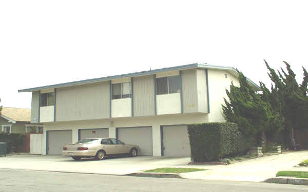 2930 E 5th St in Long Beach, CA - Building Photo - Building Photo