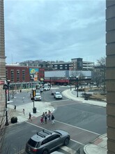 16 Centre Sq Cir in Easton, PA - Foto de edificio - Building Photo