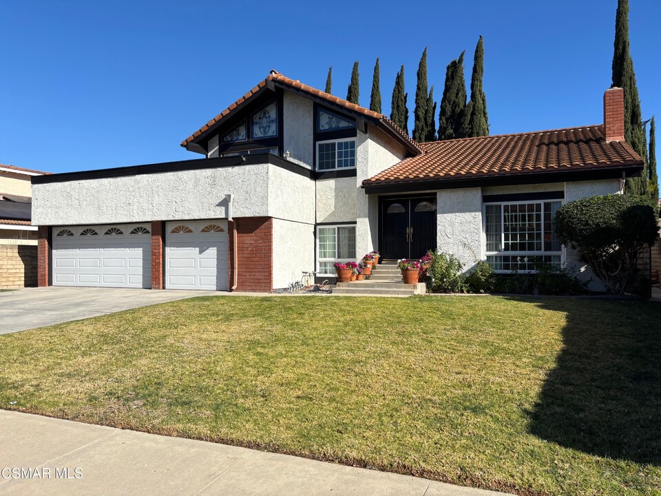 3301 Blue Ridge Ct in Westlake Village, CA - Building Photo