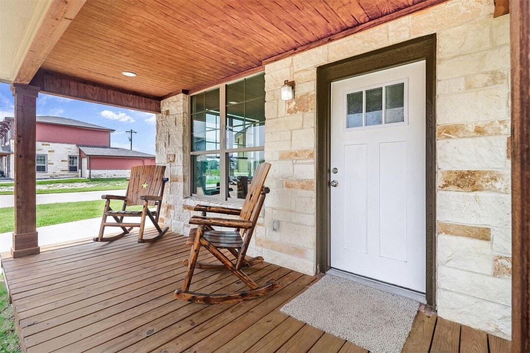 105 Perch Dr in West Tawakoni, TX - Foto de edificio