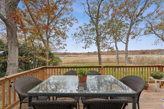 23 Old Main Rd in Quogue, NY - Building Photo - Building Photo