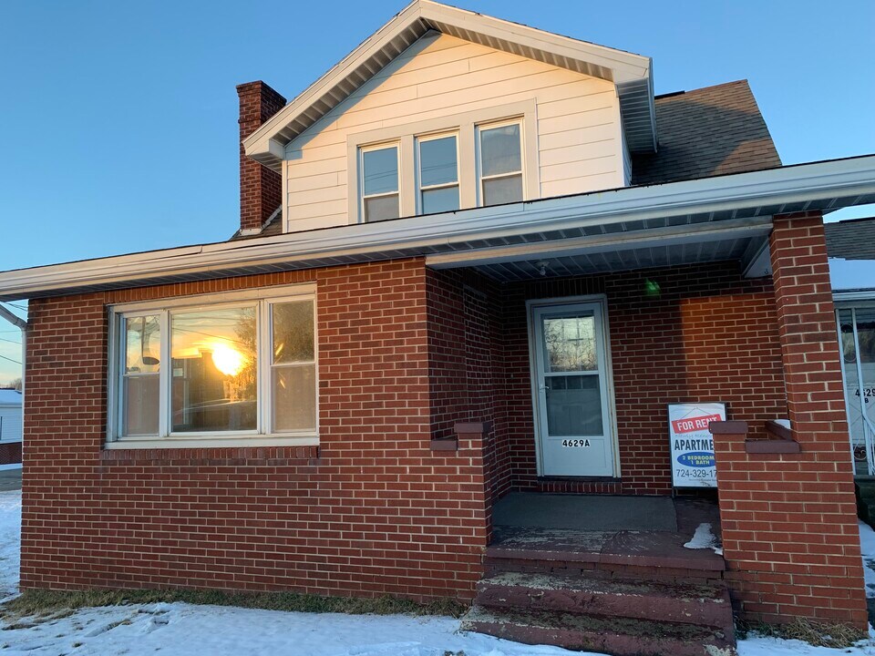 4629 National Pike, Unit A in Markleysburg, PA - Building Photo