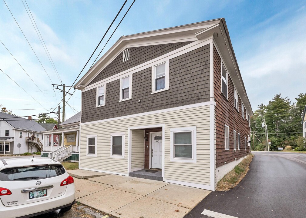 86 Main St in Ossipee, NH - Building Photo