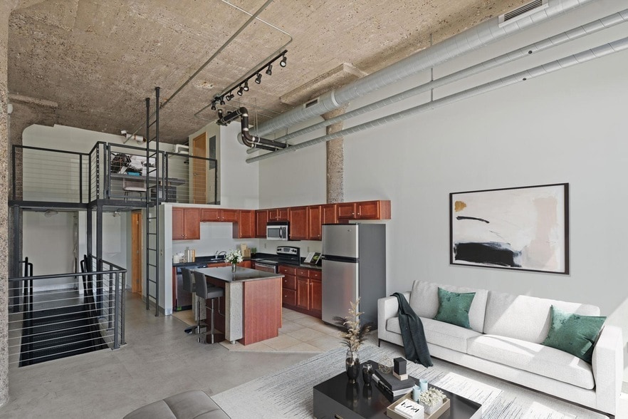 521 S 7th St in Minneapolis, MN - Building Photo