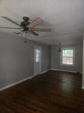 459 Fairlane Cir NW in Atlanta, GA - Building Photo - Building Photo