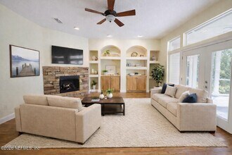 2546 Crooked Creek Point Rd in Middleburg, FL - Building Photo - Building Photo