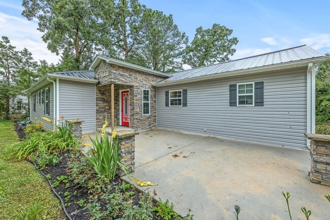 1028 Womack Ave in Cookeville, TN - Building Photo - Building Photo