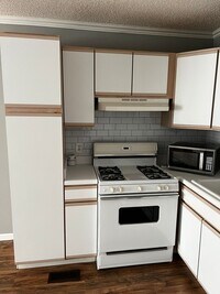 109 Cypress Dr, Unit Suite photo'