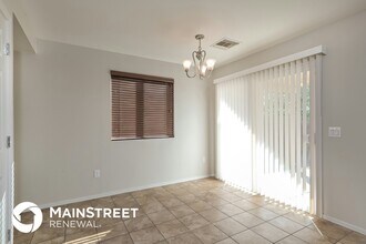 5152 E Desert Straw Ln in Tucson, AZ - Building Photo - Building Photo