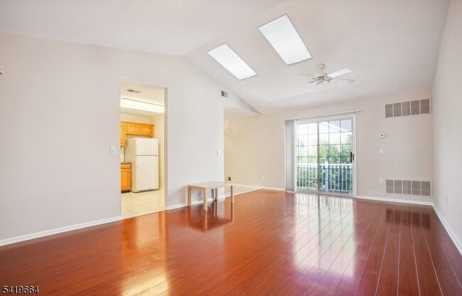 157 Potomac Dr in Bernards, NJ - Building Photo - Building Photo