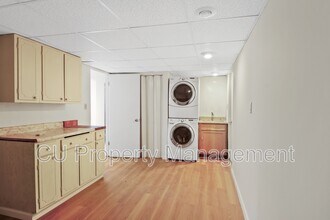 2204 Broadmoor Dr in Champaign, IL - Building Photo - Building Photo