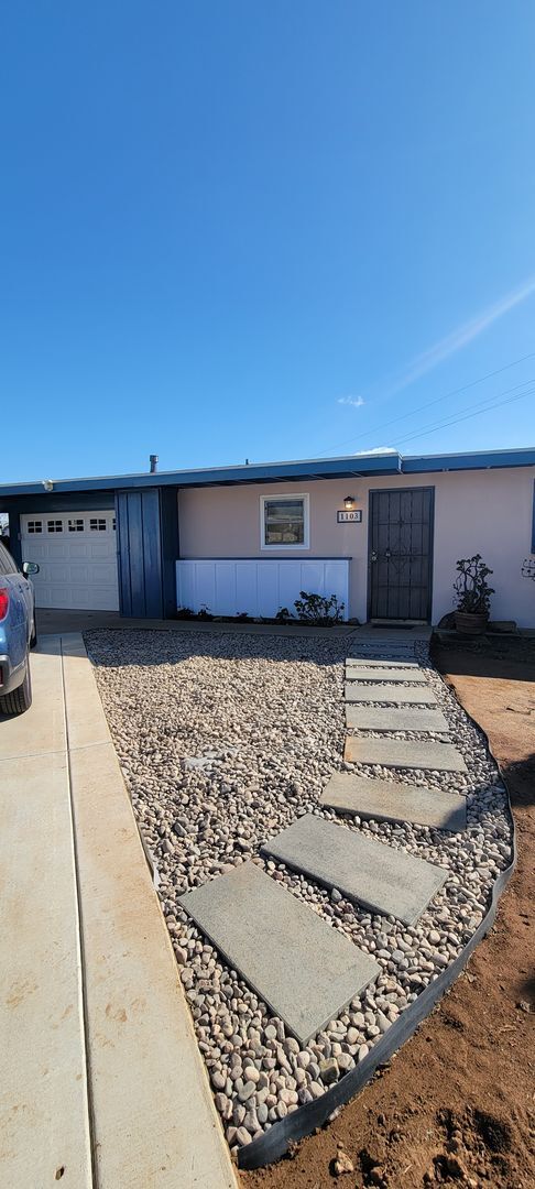 property at 1103 Oneonta Ave