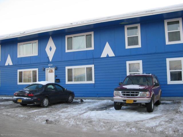 900 W 29th Pl in Anchorage, AK - Building Photo