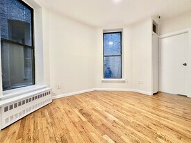 953 Amsterdam Ave in New York, NY - Building Photo