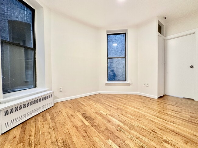 953 Amsterdam Ave