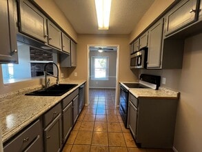 3220 S 68th Cir in Fort Smith, AR - Building Photo - Building Photo
