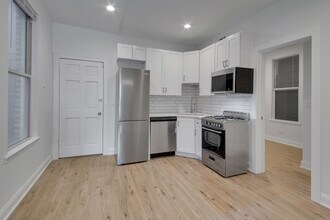 2029 N Damen Ave in Chicago, IL - Building Photo - Building Photo