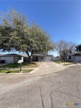 1638 Prickly Pear Dr in New Braunfels, TX - Building Photo - Building Photo