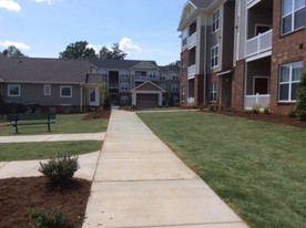 Camden Pointe in Mocksville, NC - Foto de edificio - Building Photo