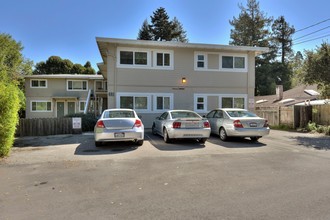 401 Ash St in Mill Valley, CA - Building Photo - Building Photo