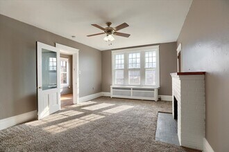 2038 Market in Harrisburg, PA - Building Photo - Building Photo