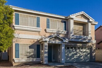 896 Eureka Falls Ct in Henderson, NV - Building Photo - Building Photo