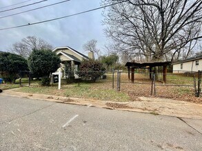 807 3rd St in Kings Mountain, NC - Building Photo - Building Photo