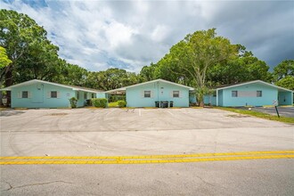 726 19th Pl in Vero Beach, FL - Building Photo - Building Photo