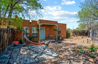 1715 Siri Dharma Ct in Santa Fe, NM - Building Photo