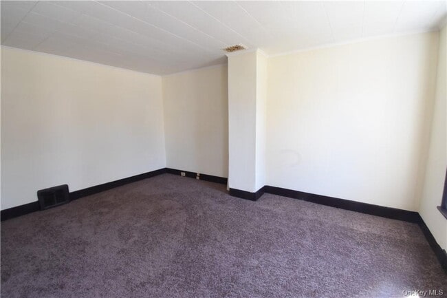 140 Front St in Port Jervis, NY - Building Photo - Building Photo