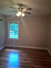 2122 Kimberly Rd SW in Atlanta, GA - Building Photo - Building Photo