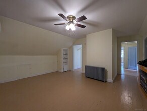 89 Hillside Ave in Torrington, CT - Building Photo - Building Photo