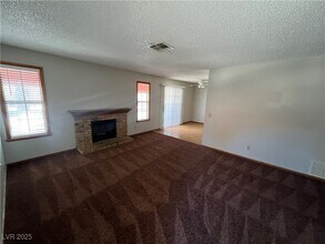 6669 W Tropicana Ave in Las Vegas, NV - Building Photo - Building Photo
