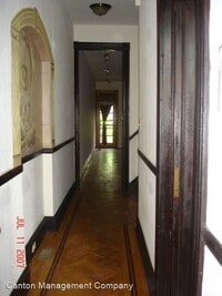 2528 E Baltimore St photo'