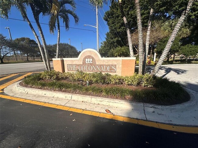 855 NW 91st Terrace in Plantation, FL - Building Photo - Building Photo