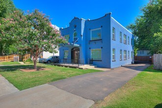 1308 NW 16th St-Unit -1 in Oklahoma City, OK - Foto de edificio - Building Photo