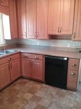 2924 11th Avenue C in Moline, IL - Building Photo - Building Photo