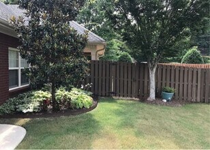 6604 Lizzie Ln SE in Owens Cross Roads, AL - Building Photo - Building Photo