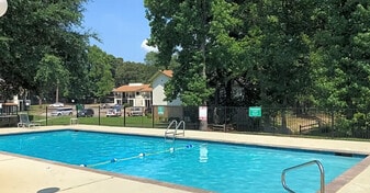 Woodbridge in Texarkana, TX - Building Photo