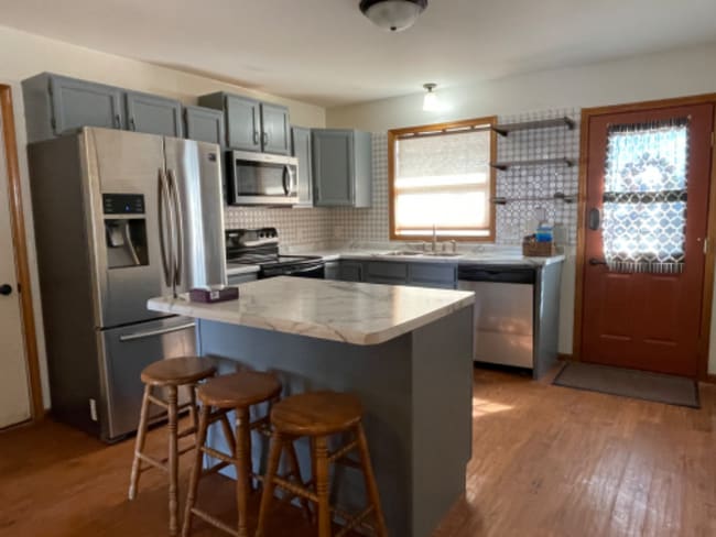 1610 N Hume Ave in Marshfield, WI - Building Photo - Building Photo