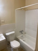 Lakeside Tower Apartments in Waukegan, IL - Foto de edificio - Building Photo