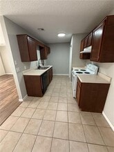 3402 SW Victoria Pl in Bentonville, AR - Building Photo - Building Photo