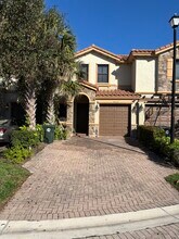 4033 Devenshire Ct in Coconut Creek, FL - Foto de edificio - Building Photo
