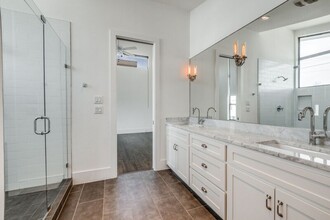 2522 N Henderson Ave in Dallas, TX - Building Photo - Building Photo