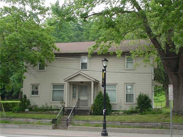 110-116 W Main St in Victor, NY - Foto de edificio - Building Photo