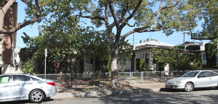 607-609 E San Jose Ave in Burbank, CA - Building Photo - Building Photo